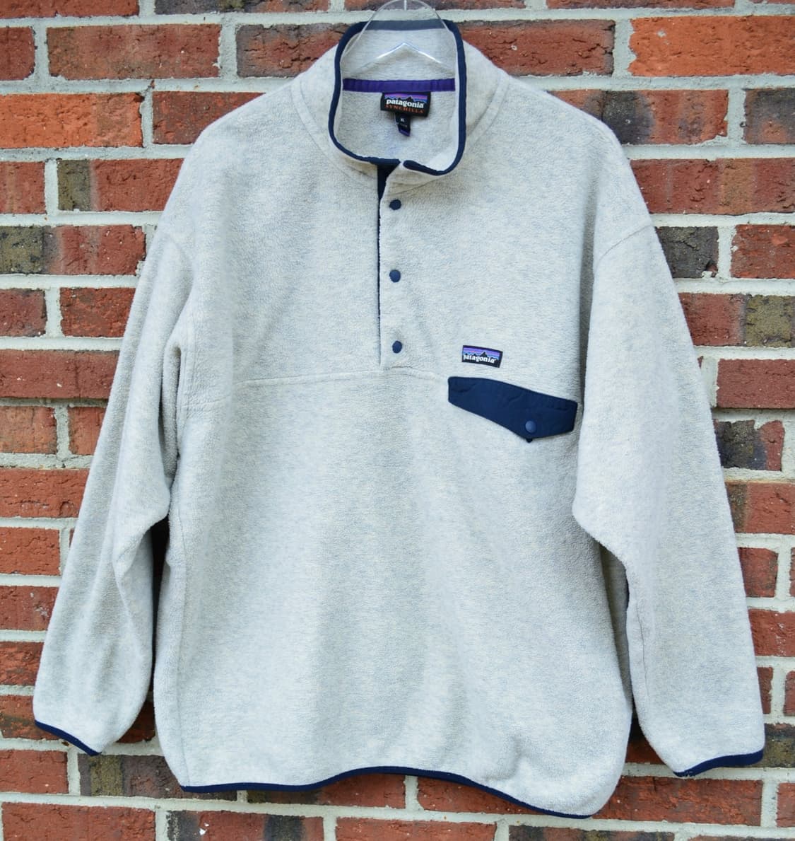 10s 파타고니아 신칠라 스냅-T 그레이/네이비 상품이미지1