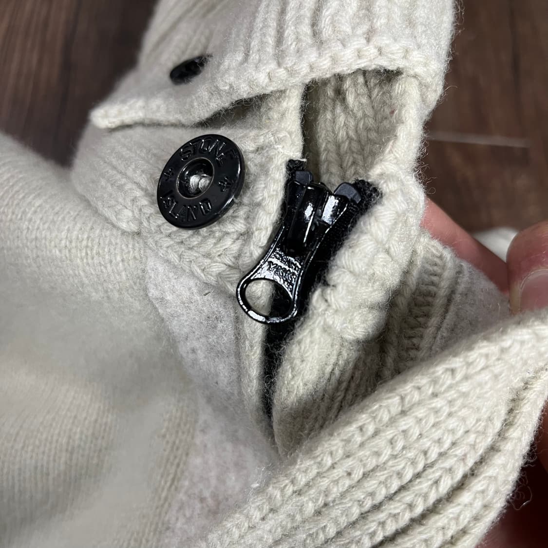 [Stone Island] 22~23F/W 스톤아일랜드 와펜 울 가디건 상품이미지5