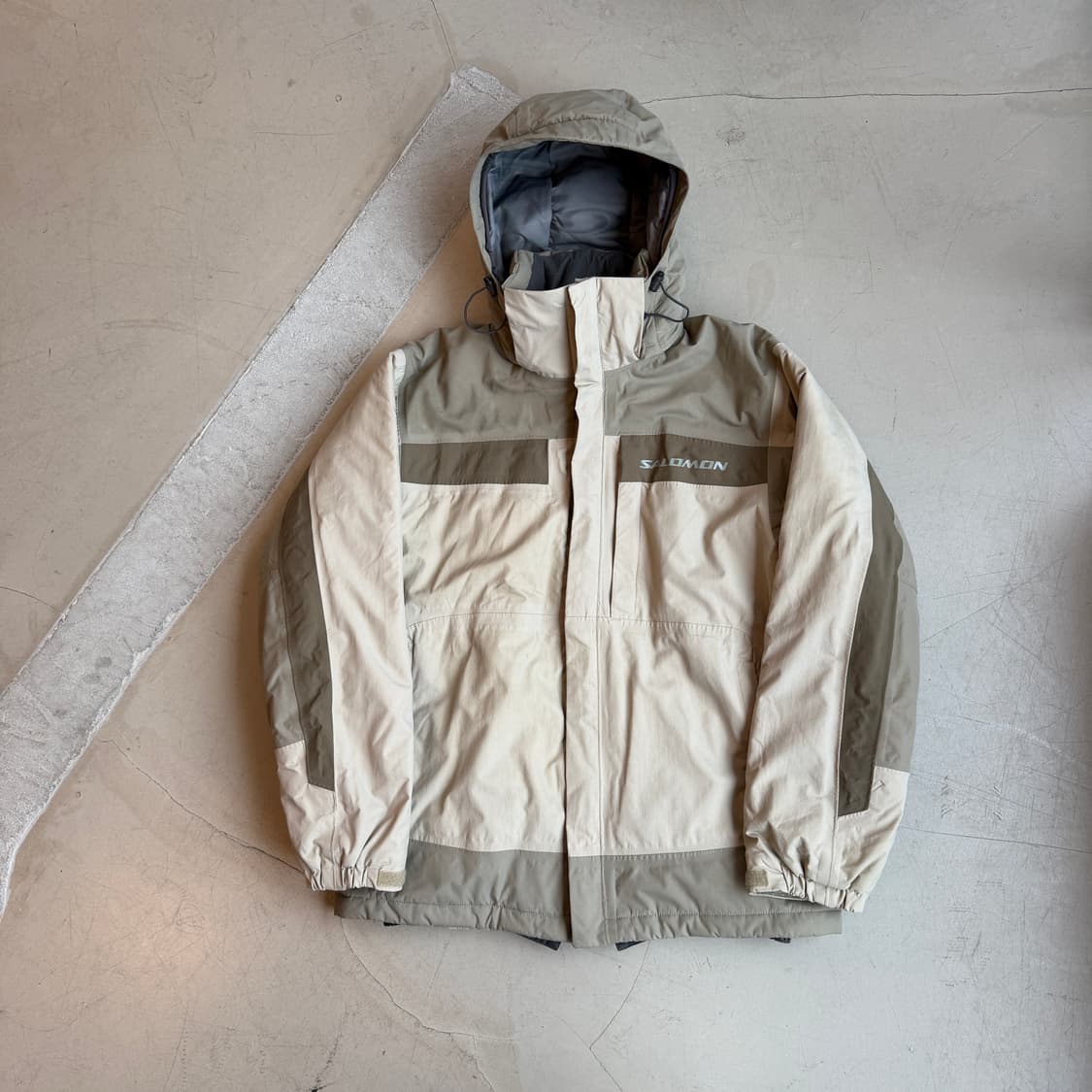 살로몬 아웃도어 자켓 상품이미지2