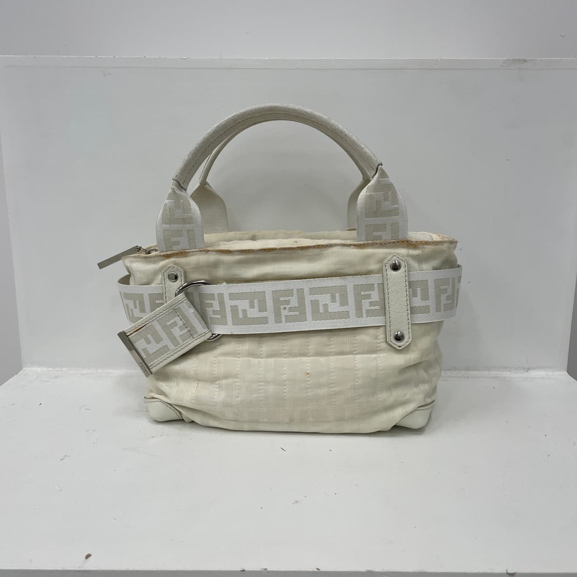 펜디 FF 로고 화이트 나일론 미니 토트백 상품이미지2