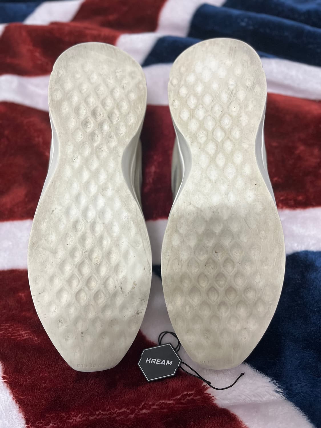 에센셜 피어오브갓 디스턴스 스니커즈 41(270) 상품이미지5