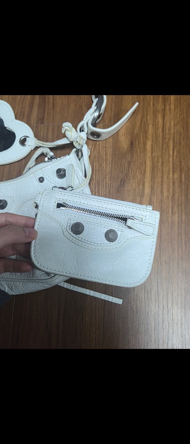 발렌시아가 르카골 xs 화이트 상품이미지2