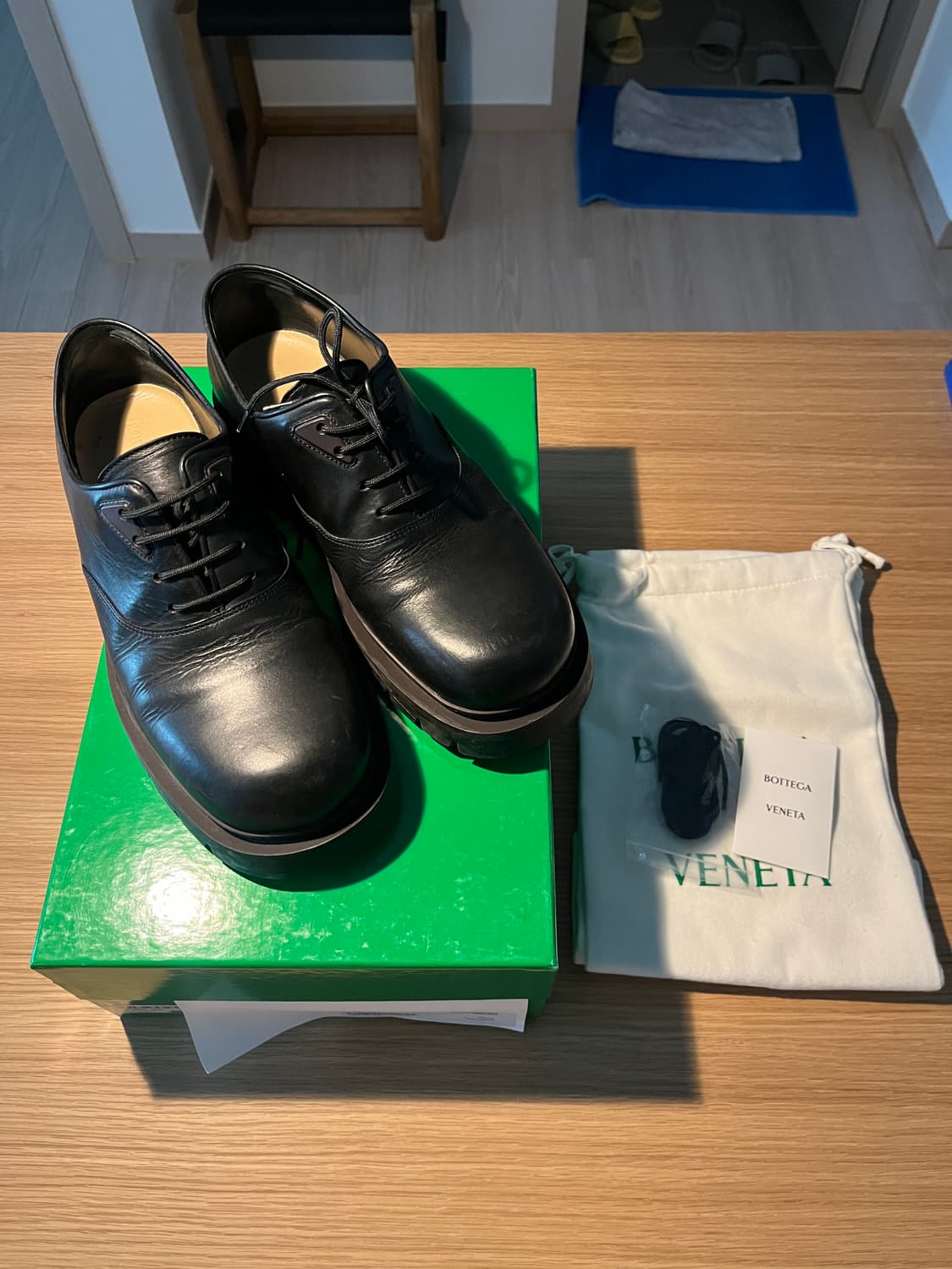 보테가베네타 타이어 더비 43 상품이미지1