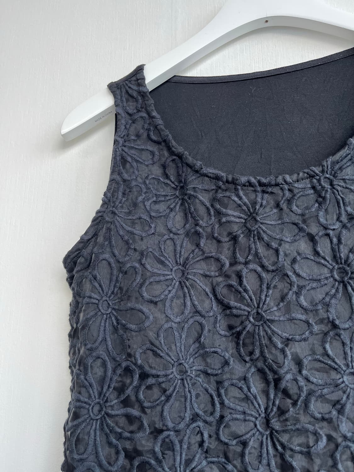 블랙 플라워 민소매 상품이미지3