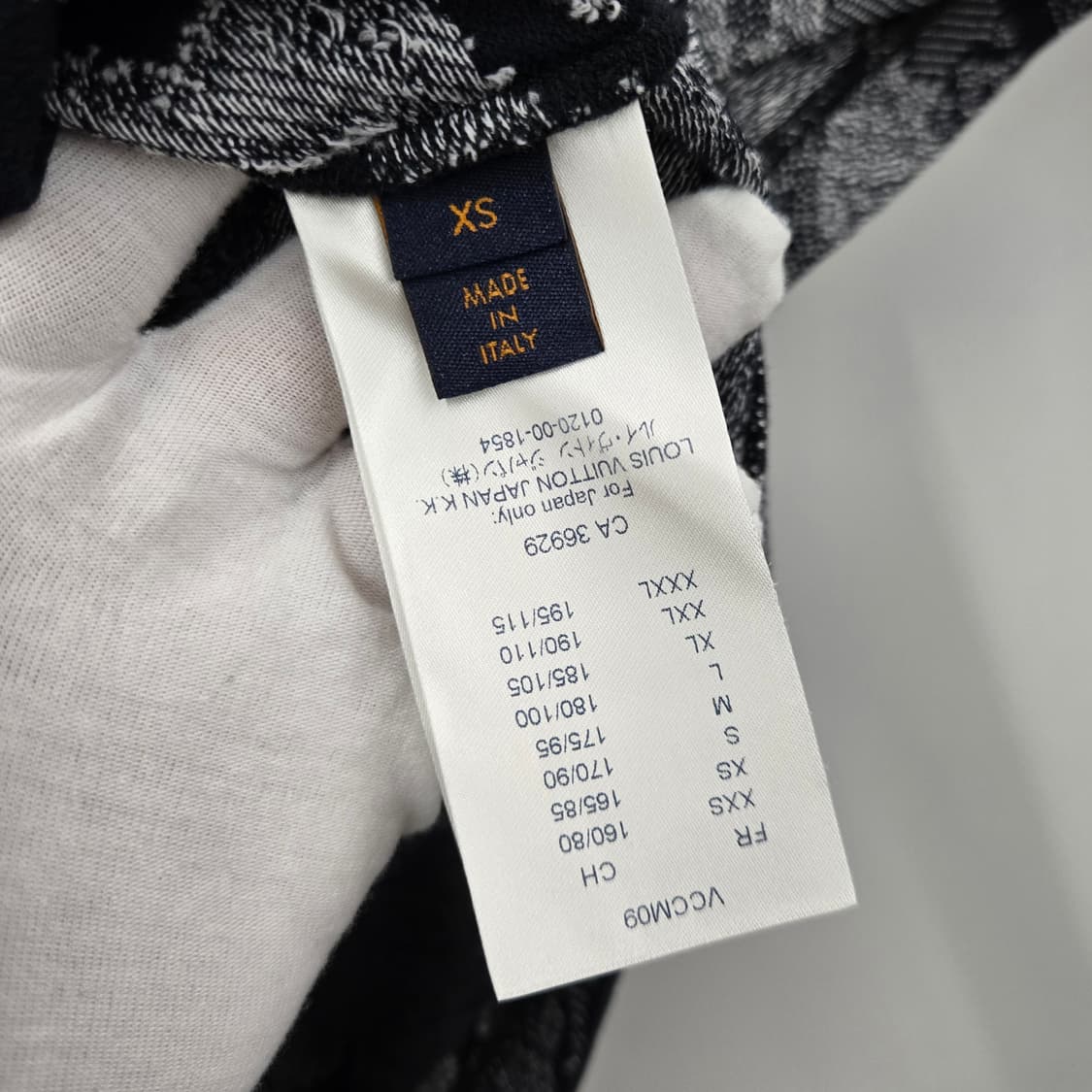 루이비통 LV 모노그램 카모 반팔 XS 상품이미지4