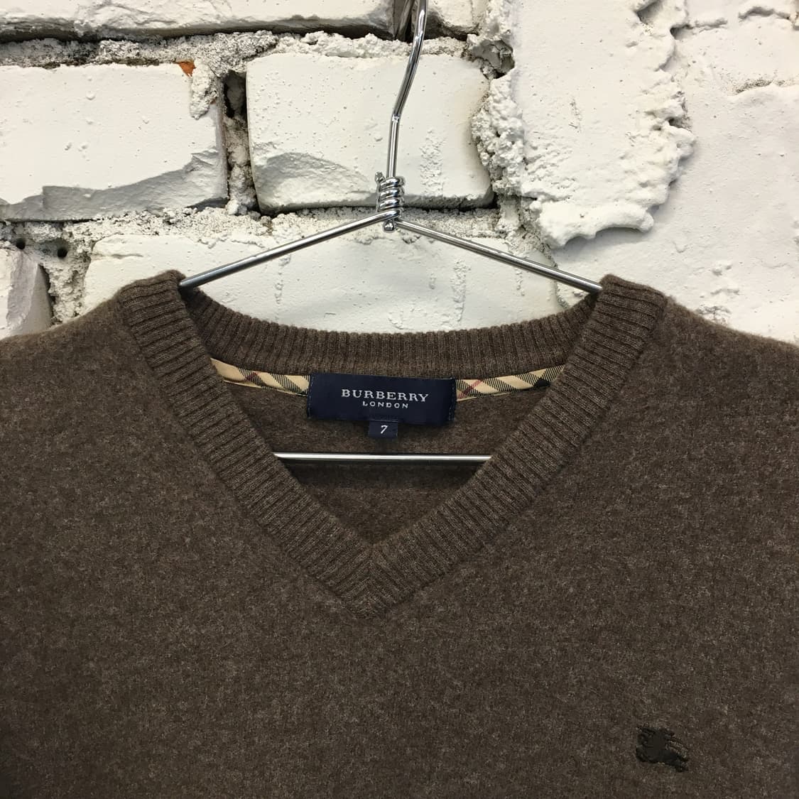 버버리 코디 브이넥 니트  상품이미지3