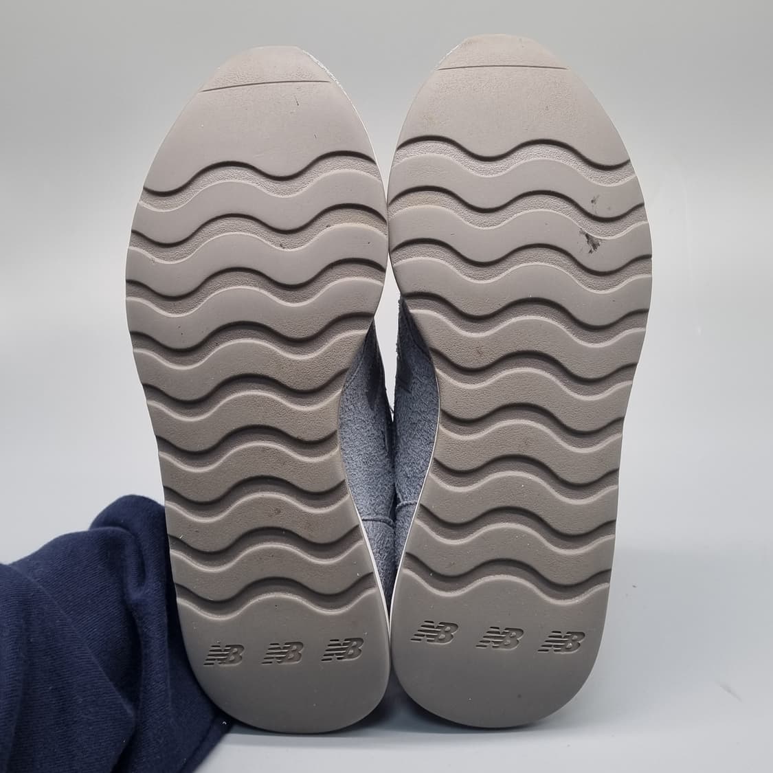 뉴발란스 24v1 남성운동화275 상품이미지3