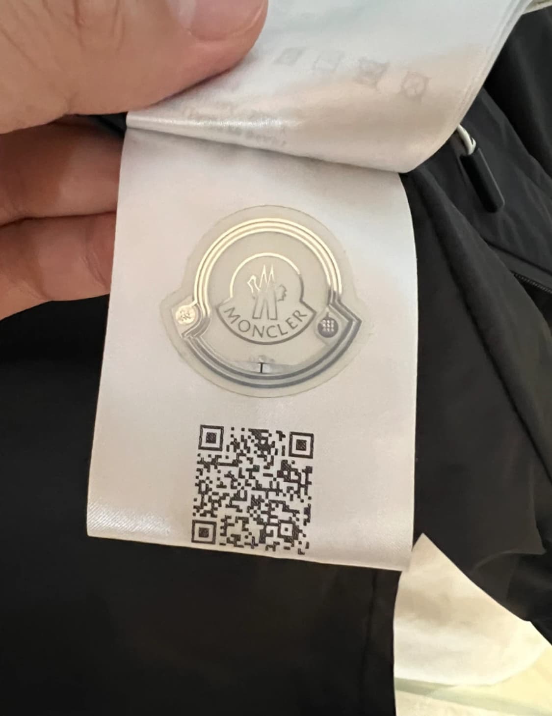 몽클레르 카를레스 바람막이 블랙 3사이즈 상품이미지6