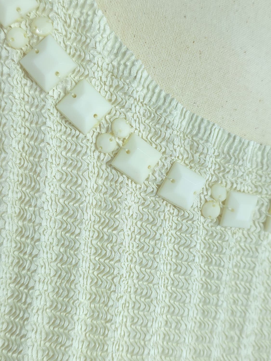  Refined Collection의 플리츠 슬리브리스 상품이미지4