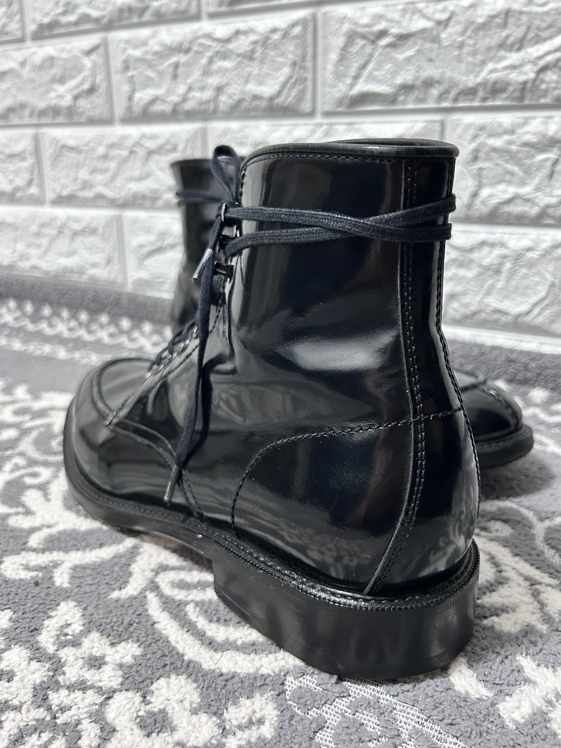 페이던트 레더 레이스업 부츠 상품이미지4