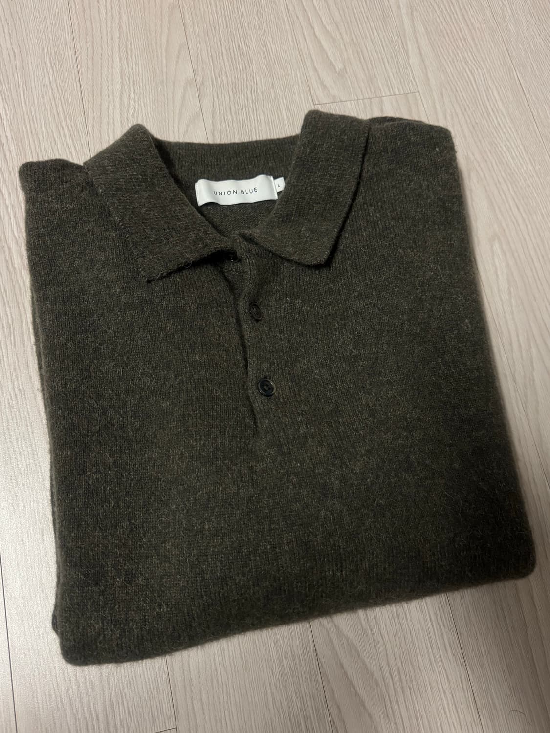유니온블루 오로라 알파카 폴로니트 다크 올리브L 상품이미지3
