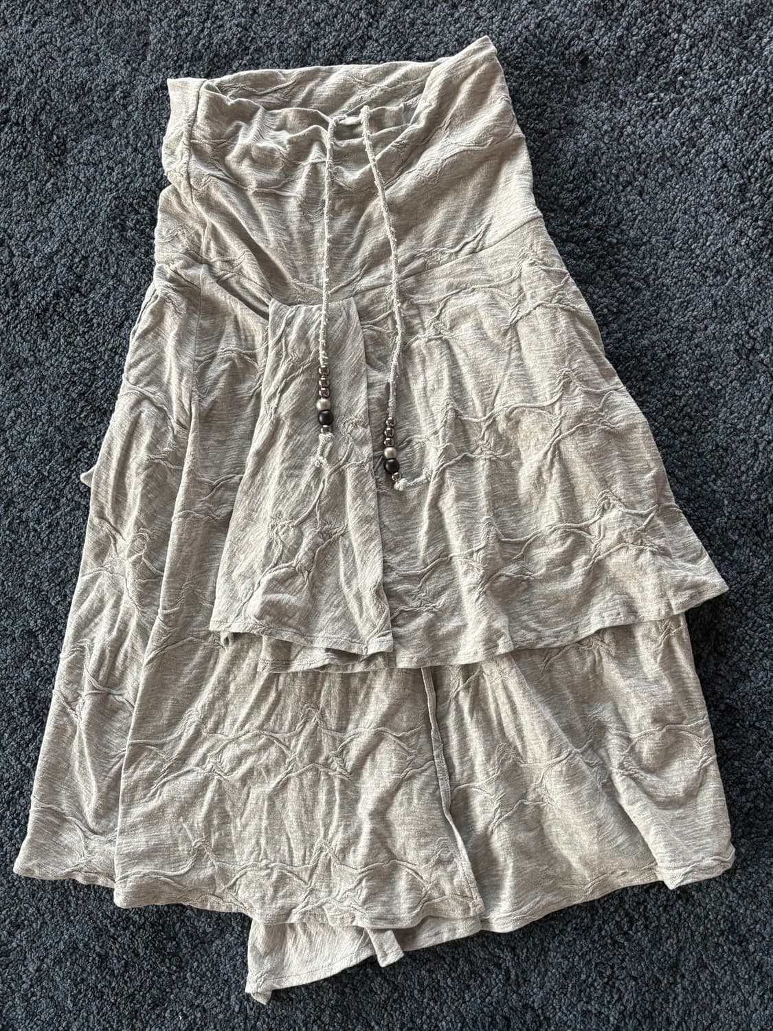 허그유어스킨 스타 플레어드 미디 스커트 (그레이) 상품이미지2