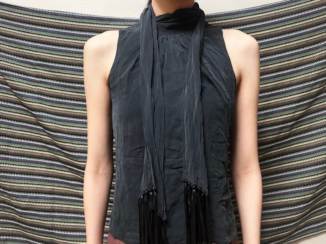 빈티지 스카프 넥 나시 상품이미지1