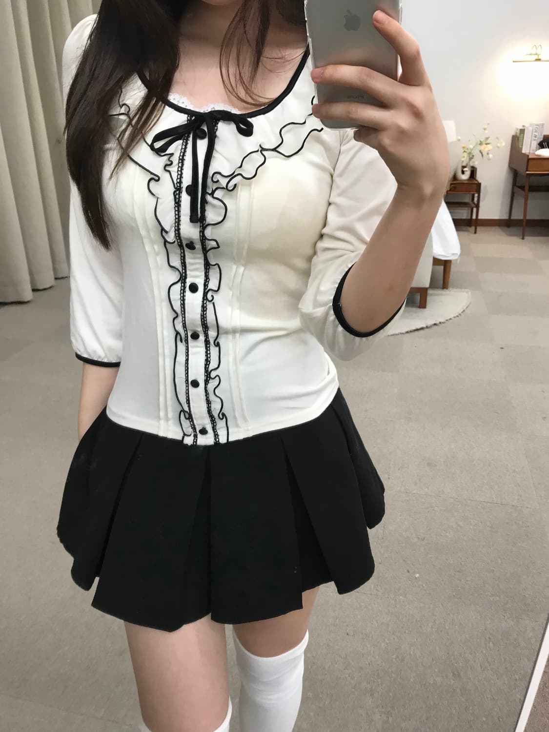 Cecil McBee ribbon ruffle blouse 상품이미지3