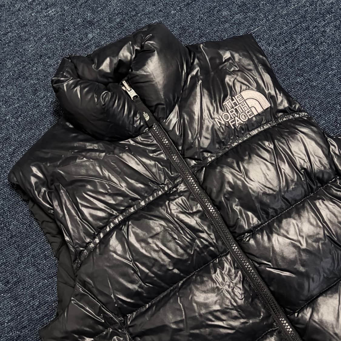 노스페이스 700 눕시 유광 조끼 패딩 상품이미지2
