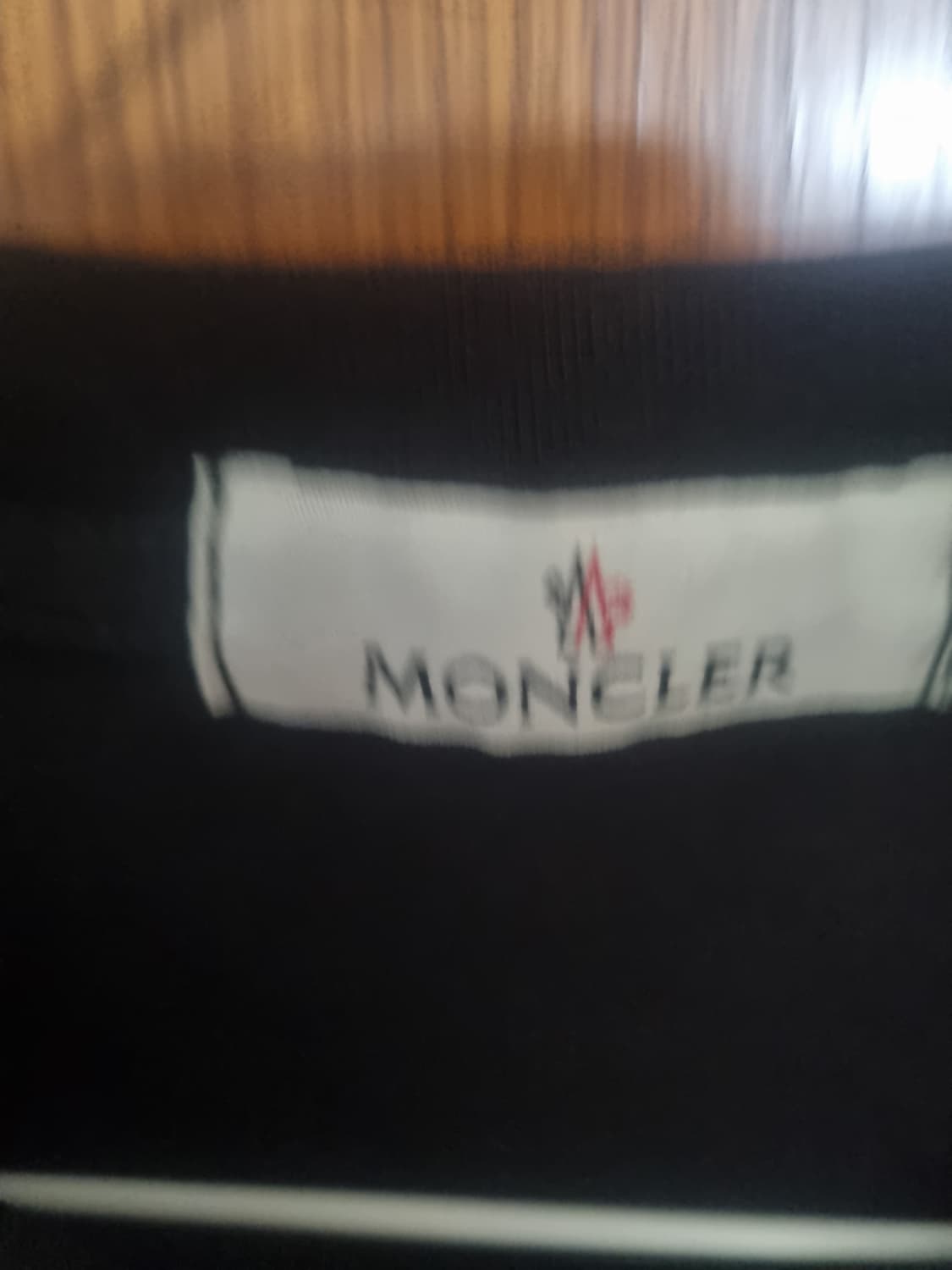 몽클레어 반팔티.   M.   (새상품급) 상품이미지3