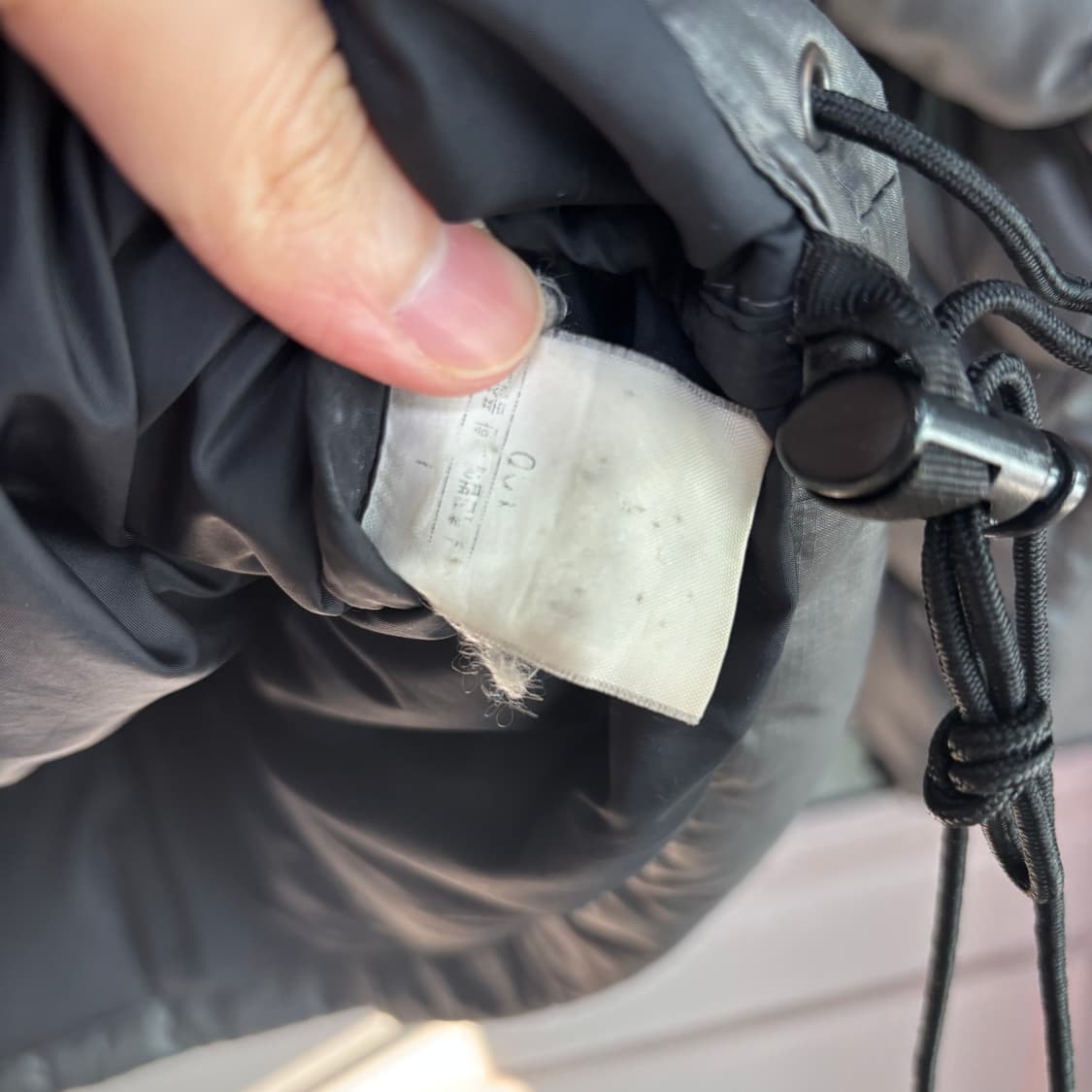 노스페이스 700 눕시 구스다운 패딩 다크 그레이 상품이미지3