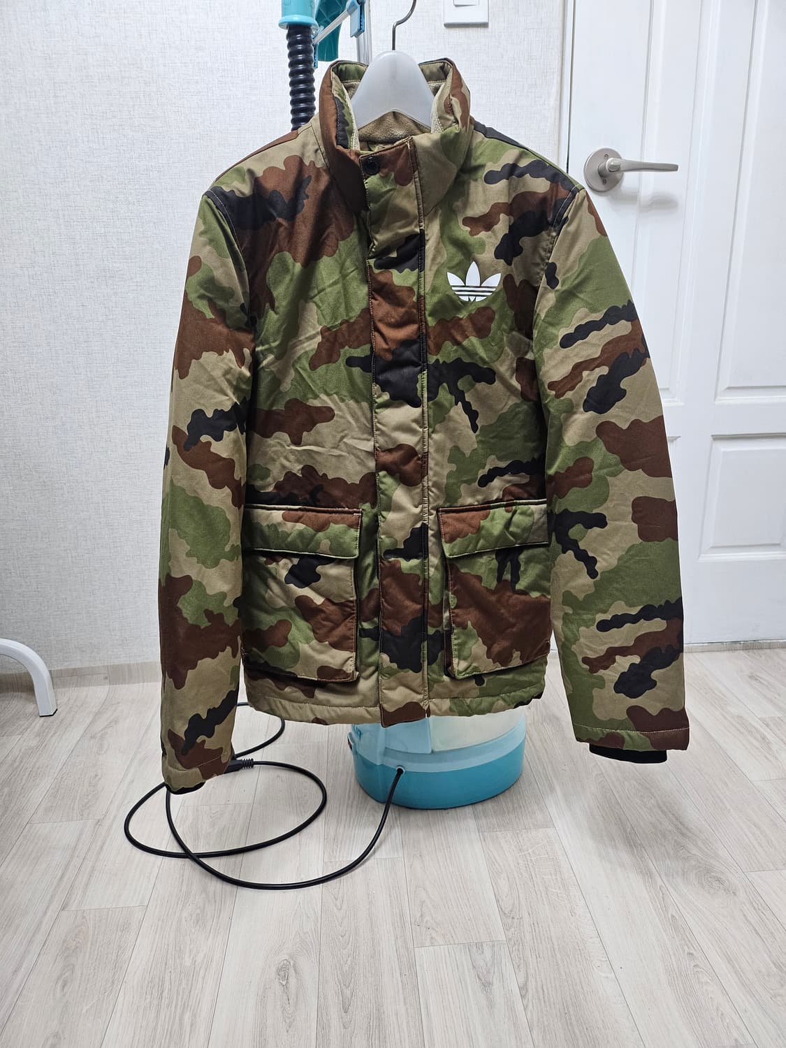 (85~90)XS ☆초대장급☆ 아디다스 파이어버드 [카모] 덕다운패딩 상품이미지1