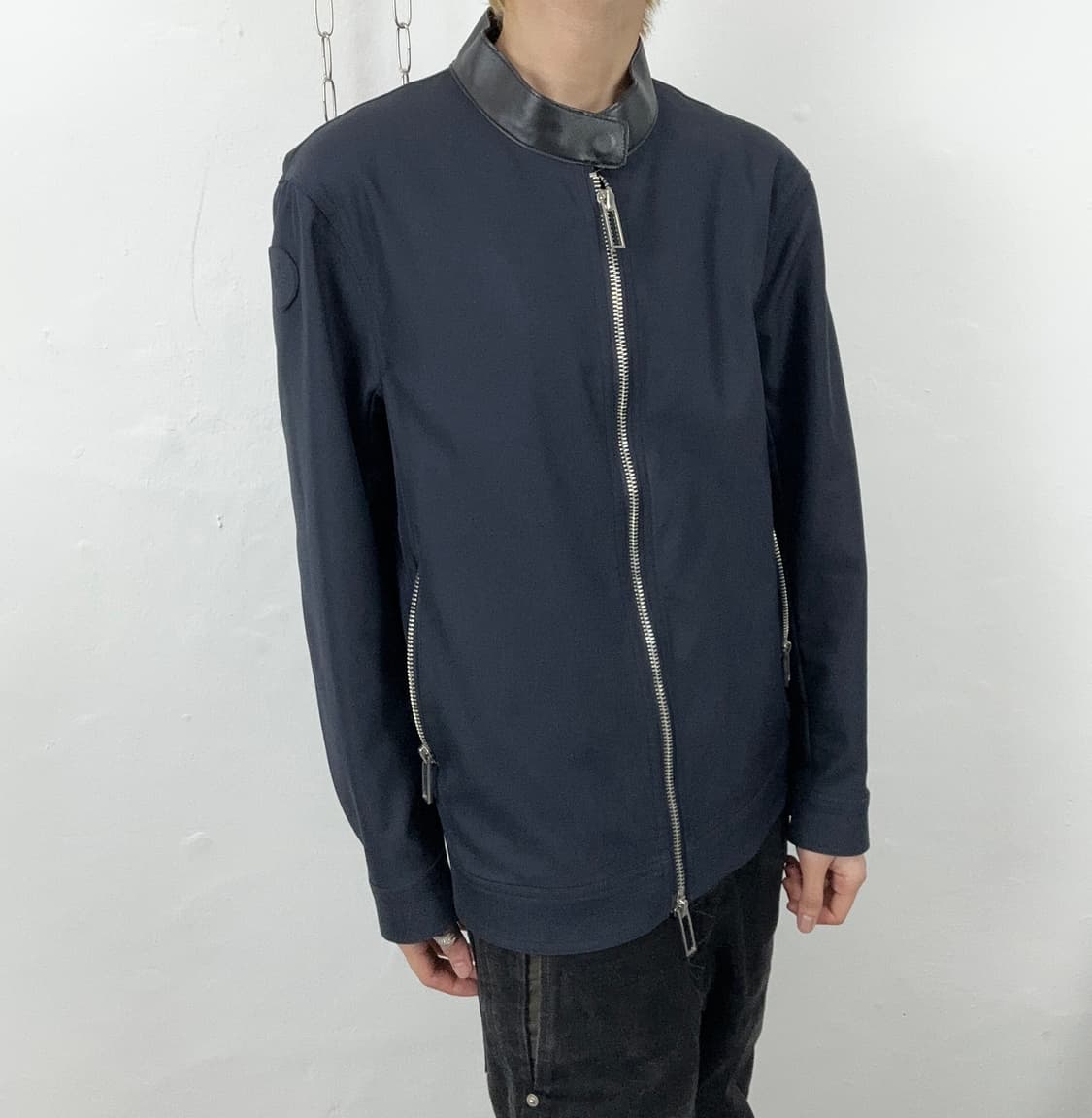 Emporio Armani Leather Collar 2-Way Zip  상품이미지2