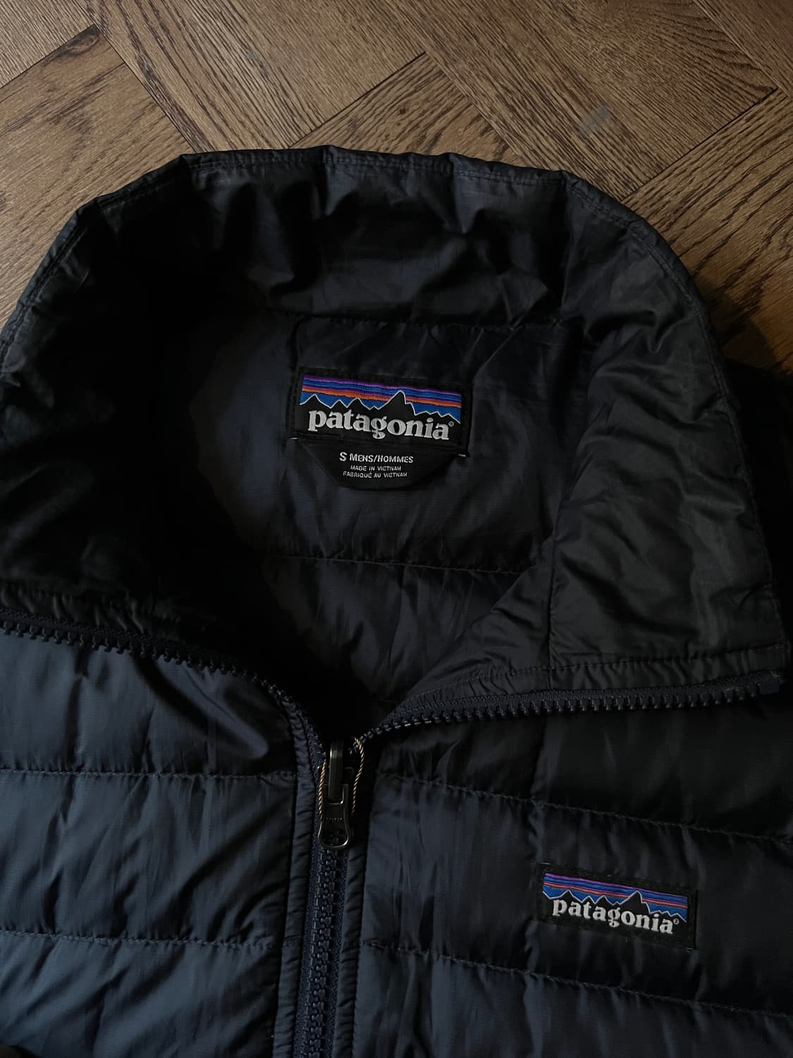 [S]파타고니아 네이비 다운스웨터 덕다운 경량 패딩 상품이미지2