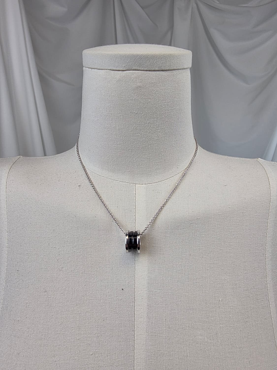 (새상품) 불가리 세이브더칠드런 목걸이 블랙 세라믹 상품이미지2