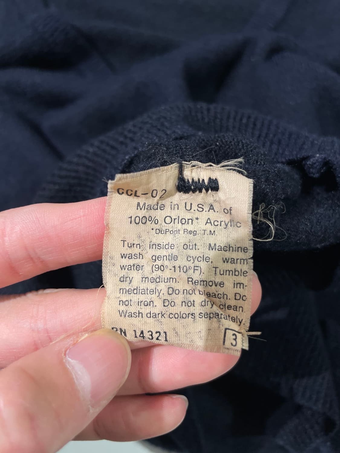 크리스찬 디올 다크 네이비 스몰 로고 V넥 올론 아크릴 니트 상품이미지8