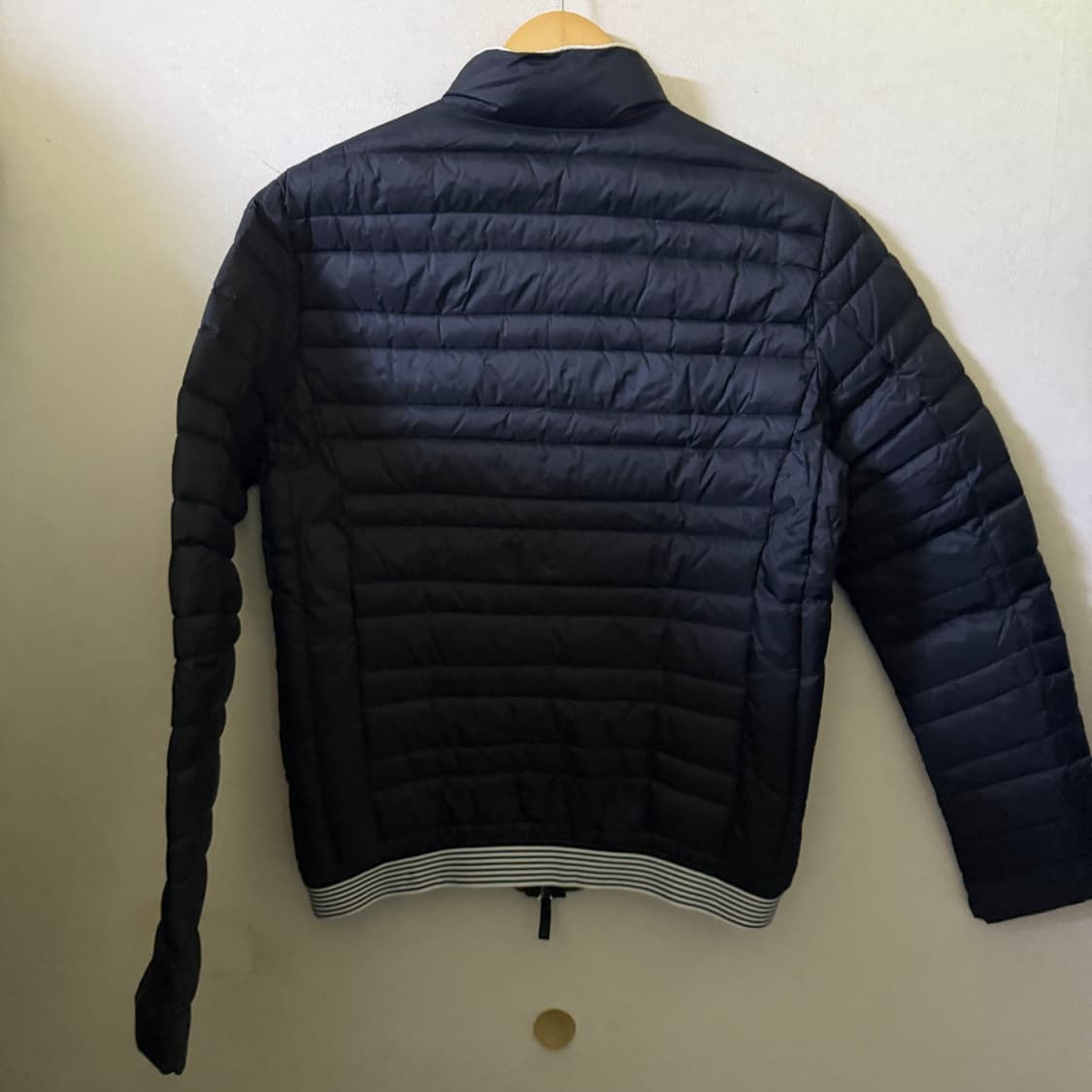 알마니익스체인지 남성 오리털 경량 패딩 M (95) 상품이미지5