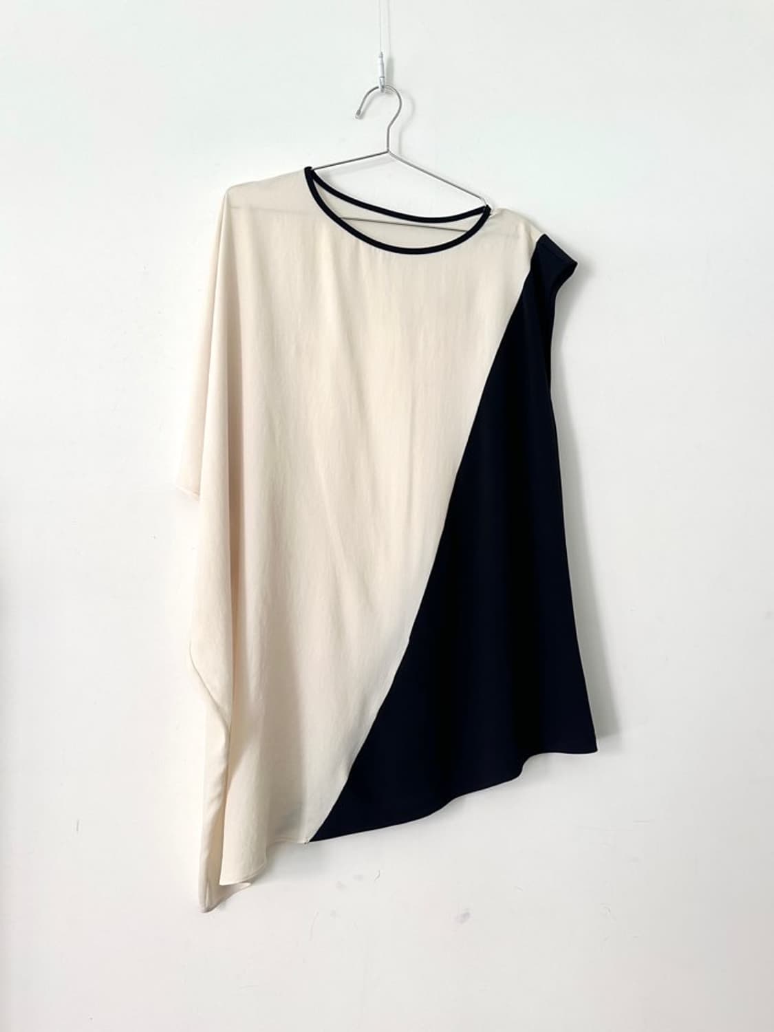 Unbalanced drape top & ops  상품이미지5