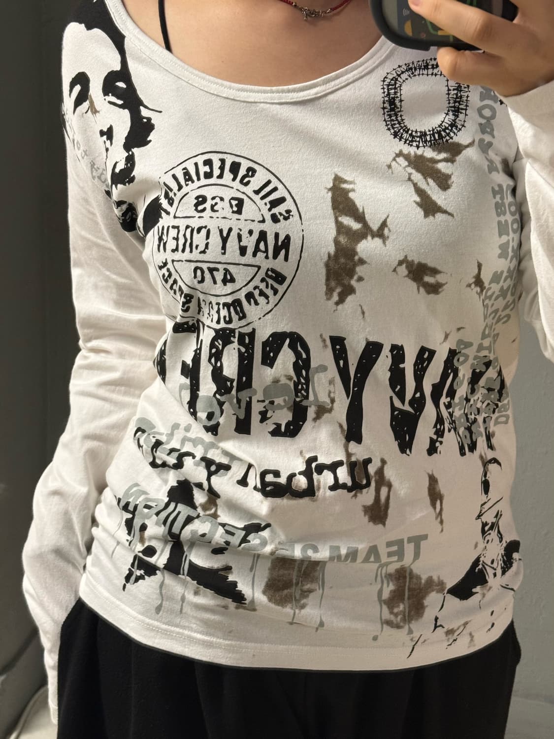 printing detail u-neck long sleeve 상품이미지4