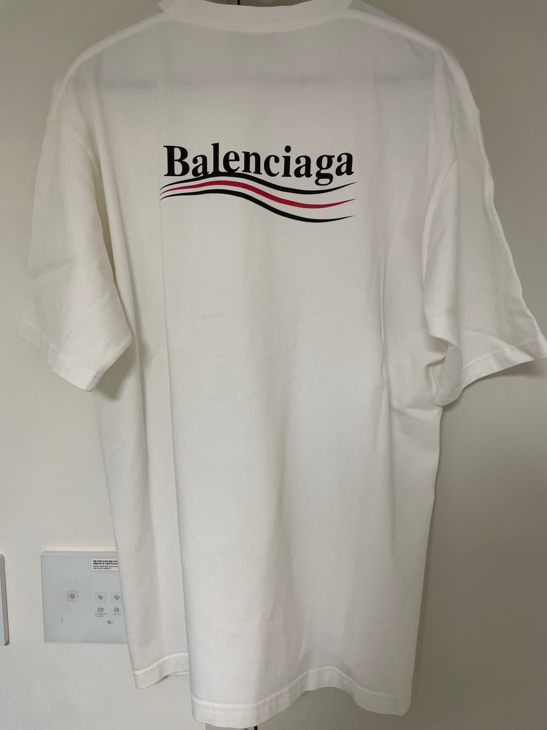 발렌시아가 남성 웨이브로고 오버핏 티셔츠 화이트 상품이미지1
