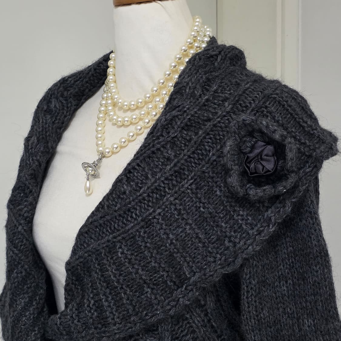 유럽빈티지 일본판)그레이 러플 꽈배기 고딕모리걸 로맨틱 니트가디건 상품이미지2