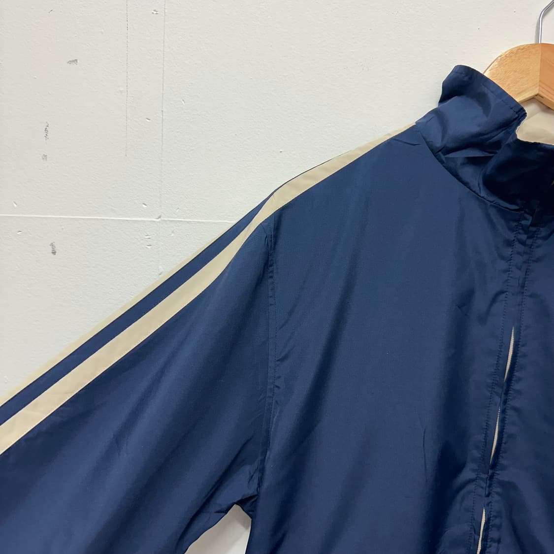 90s old 유니클로 투톤슬리브 윈드쉘 자켓 상품이미지2