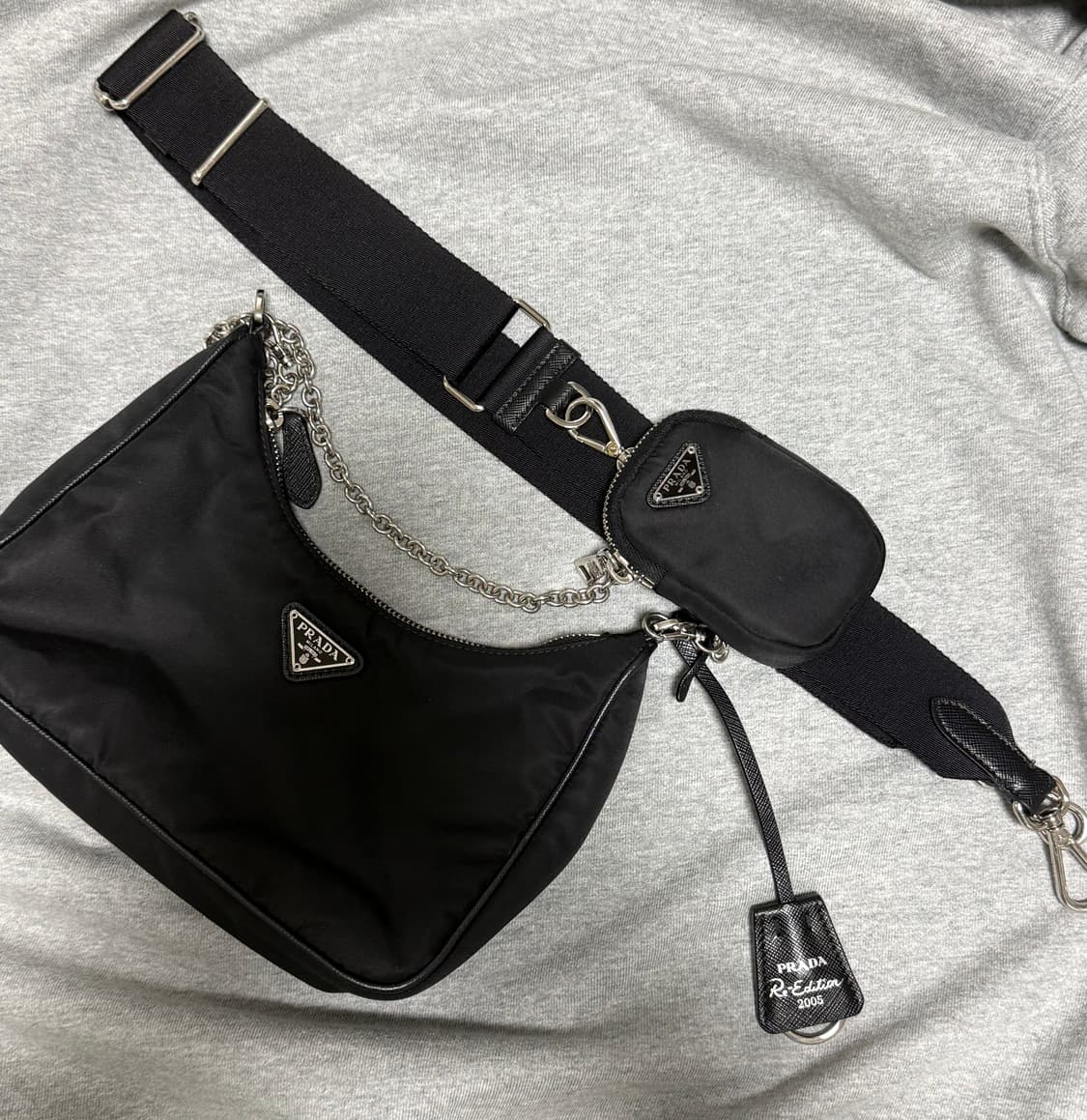 프라다 테수토 체인 호보백 상품이미지2
