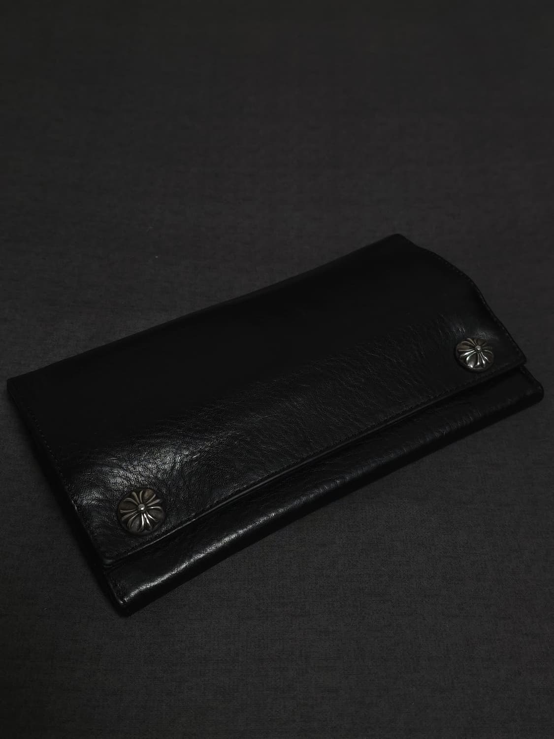 [OS] 크롬하츠 크로스버튼 헤비레더 장지갑 블랙 상품이미지2