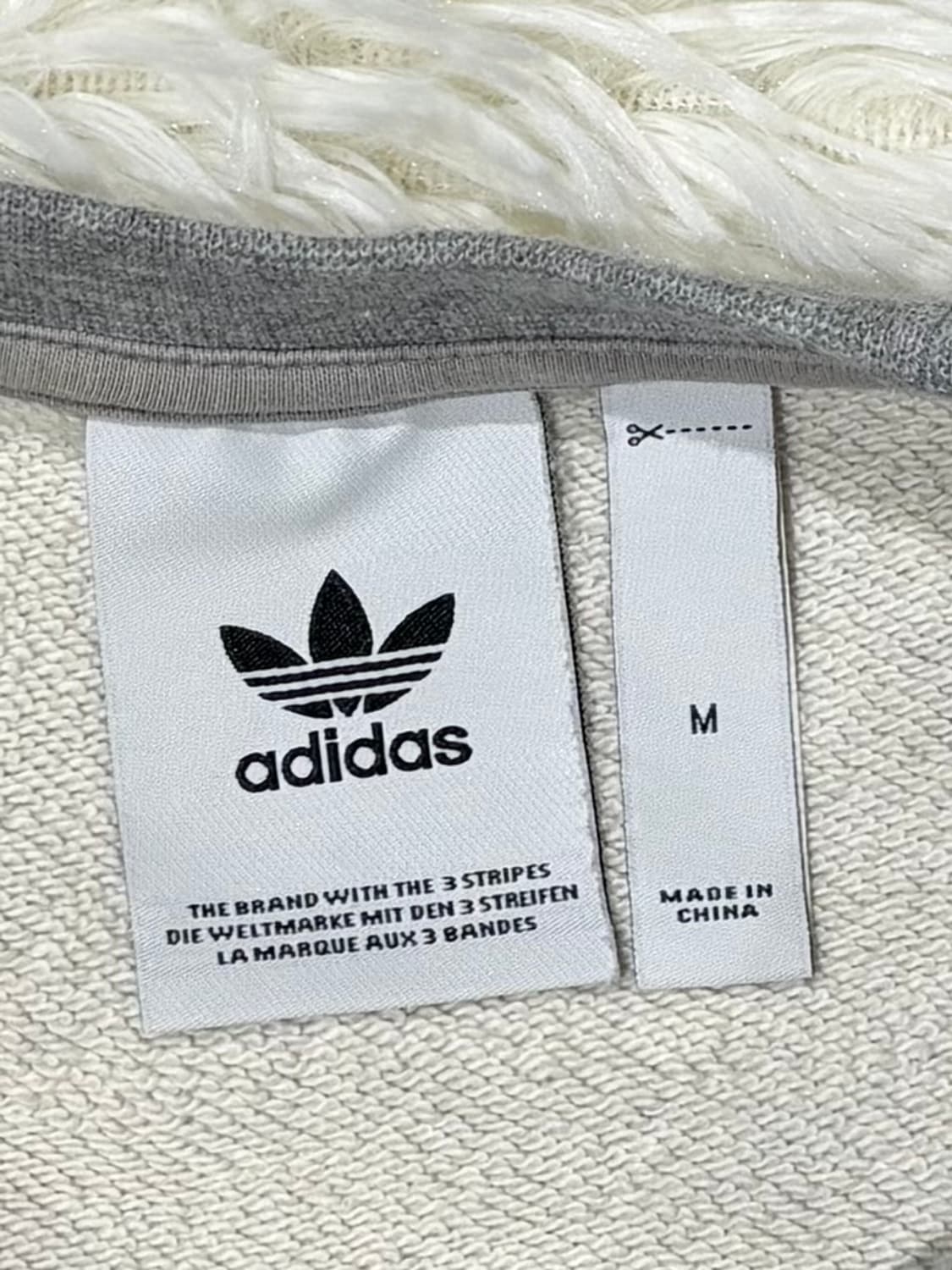 아디다스 빅로고 그레이 맨투맨 상품이미지5