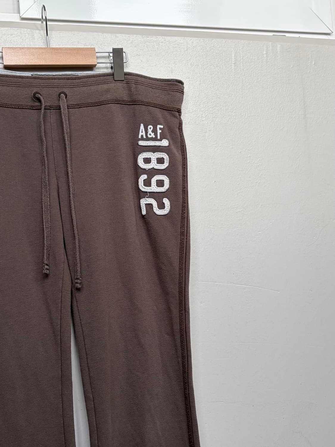 아베크롬비 트레이닝 팬츠 상품이미지2