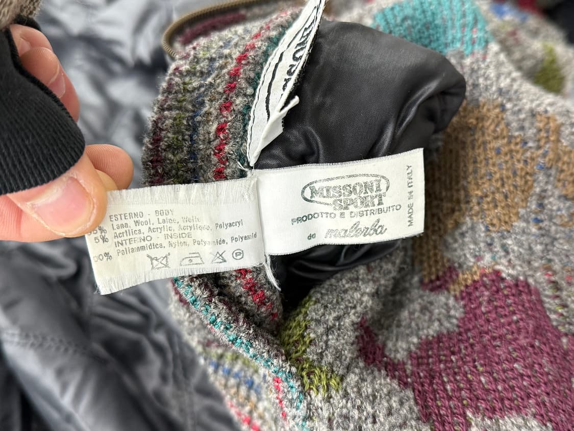 미쏘니 스포츠 멀티 셰브론 리버서블 퀼팅 니트 집업 자켓 상품이미지9