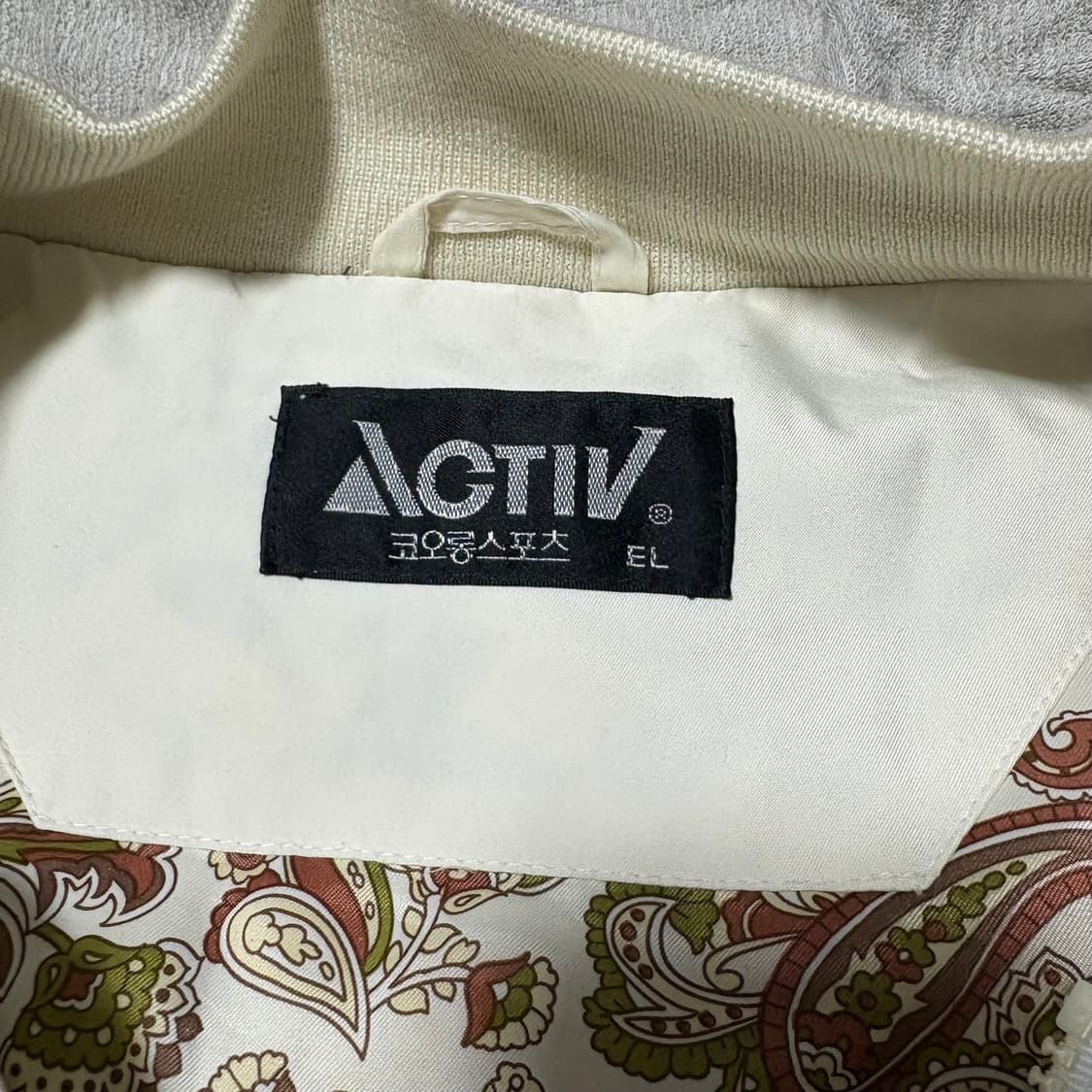 코오롱스포츠 90s 페이즐리 올드스쿨 봄버 자켓 상품이미지3