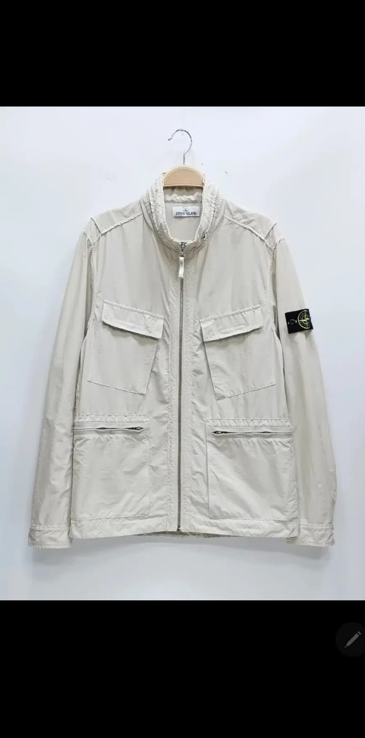 STONE ISLAND 스톤아일랜드 후드 바람막이 자켓 / 남 L 상품이미지1