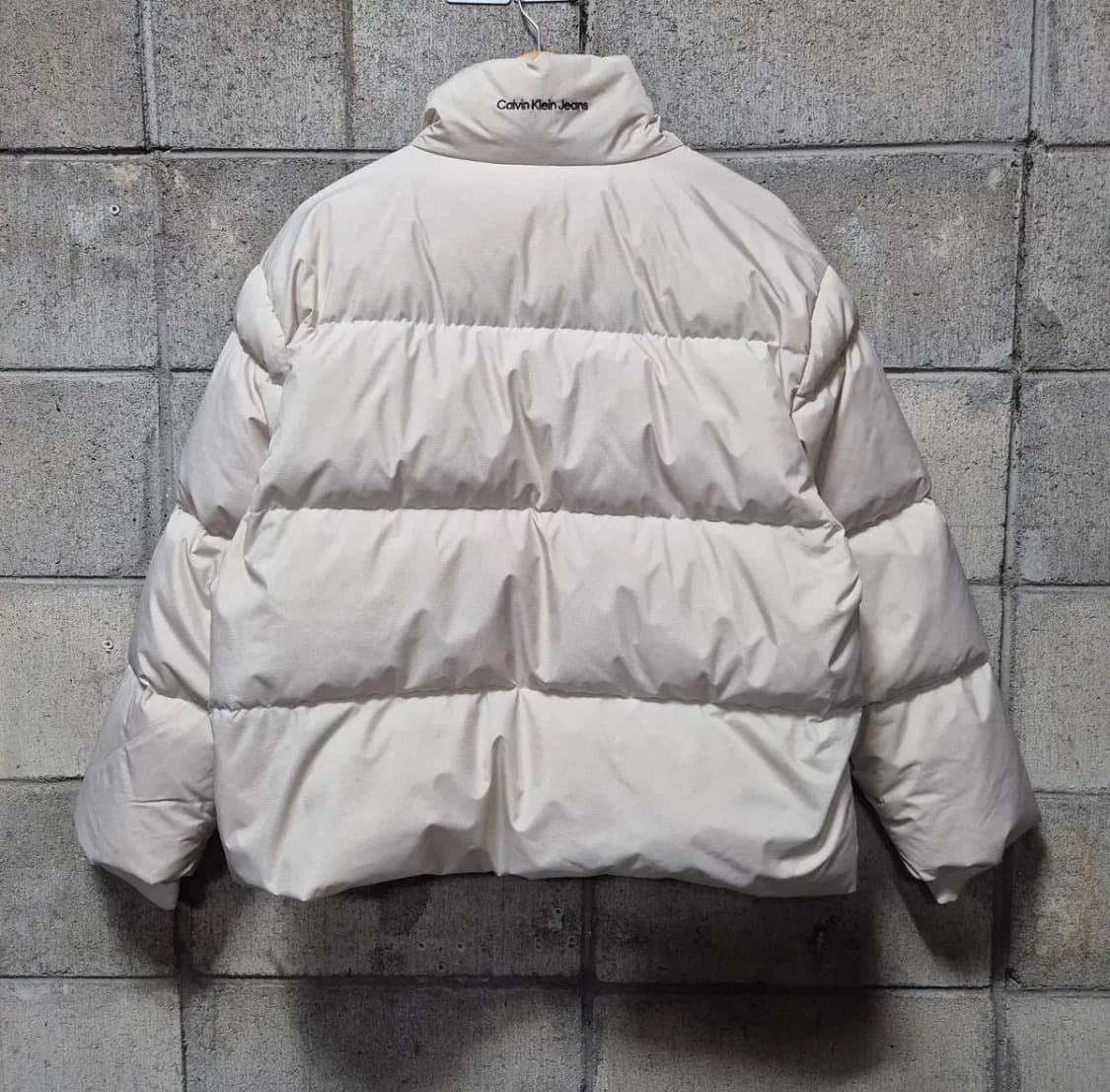 켈빈클라인 덕다운 패딩 아이보리 상품이미지5
