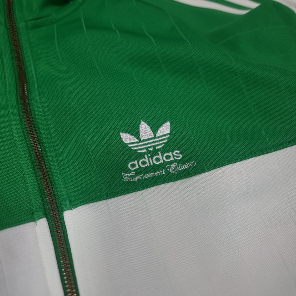 아디다스 토너먼트 에디션 유로파 바람막이 상품이미지3