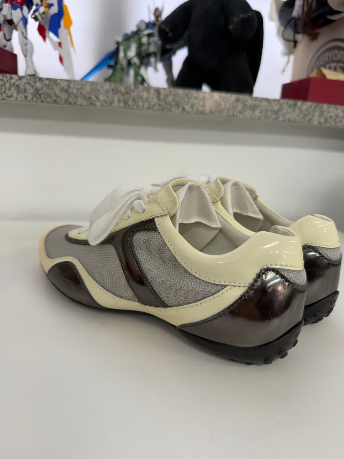 새제품) TODS 토즈 정품 여성 스니커즈 35.5 상품이미지7