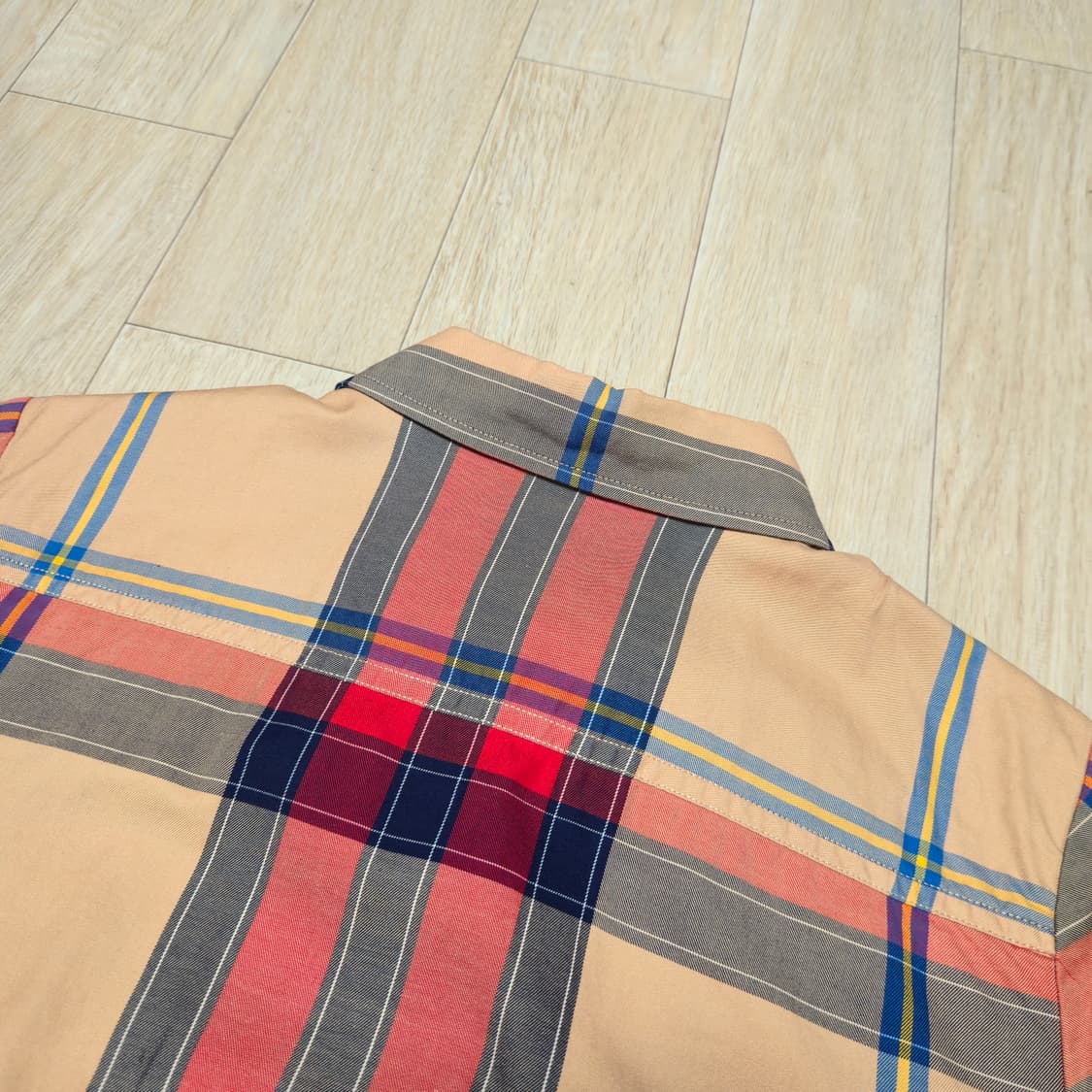 85) 헤지스 슬림핏 레드 베이지 체크 셔츠 상품이미지6