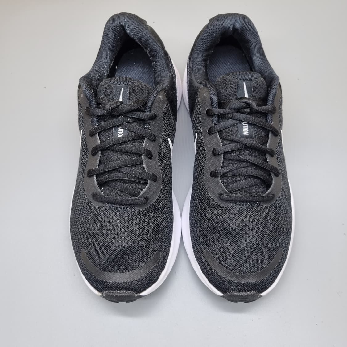 나이키 레볼루션7 여성운동화240  상품이미지2