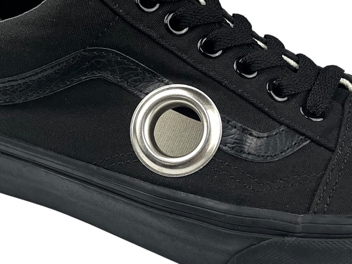 Eyelet Old Skool Black 상품이미지3
