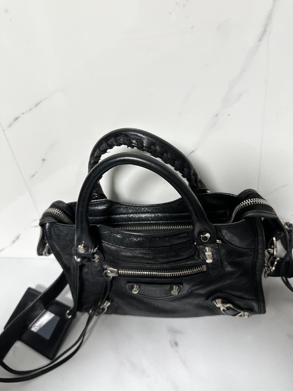 [A+ 정품] 발렌시아가 시티 모터백 미니 블랙 상품이미지3