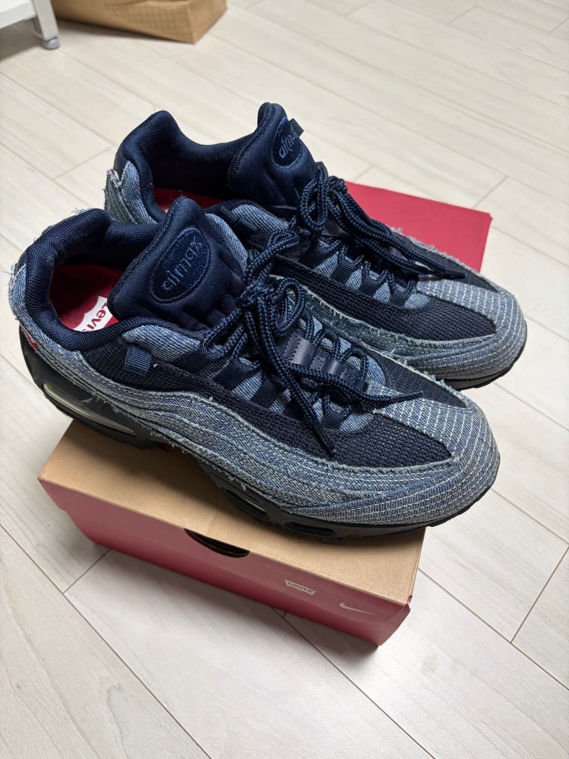 (275) 나이키 리바이스 에어맥스 95 옵시디언 상품이미지8