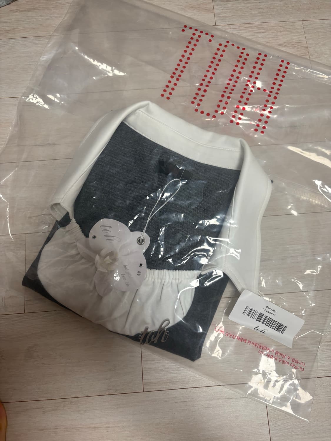 Toh Dolly top 차콜 텍ㅇ 새상품 상품이미지1