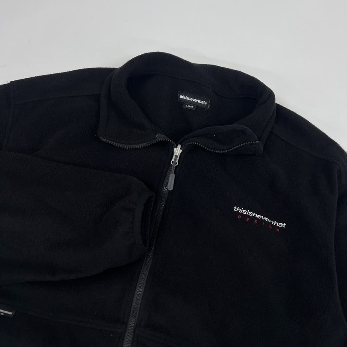 디스이즈네버댓 후리스 상품이미지2