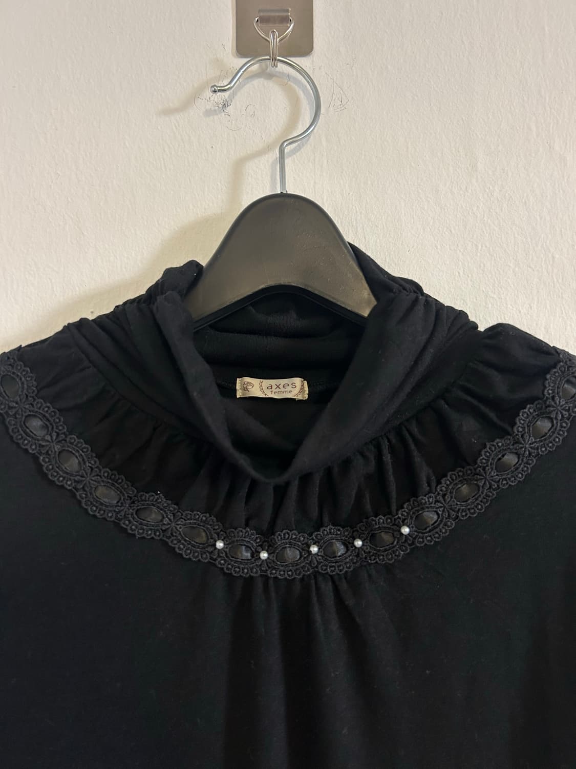 엑시즈 팜 진주 레이스 트리밍 롱 슬리브 상품이미지2